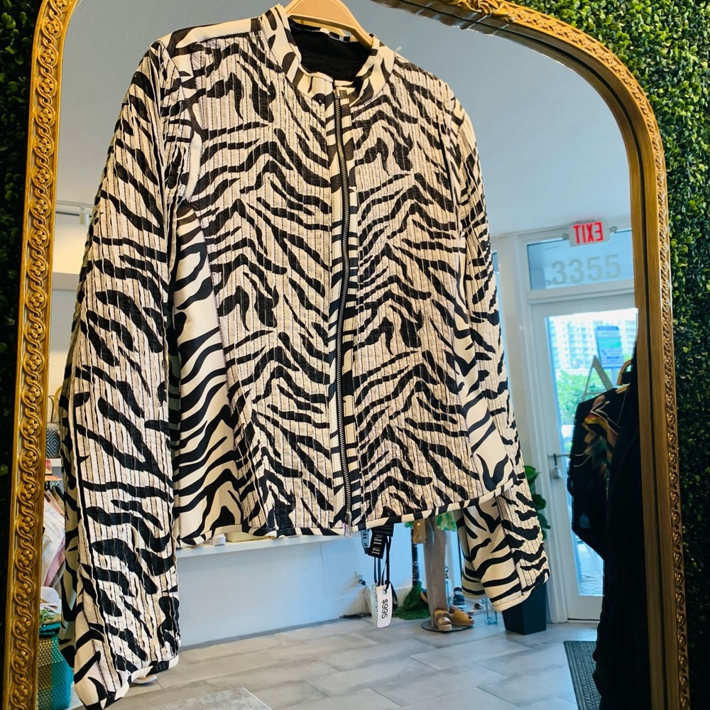 In Transit2 Black & White Zebra Animal Print Pleated Stripe Leather Shirt Jacket